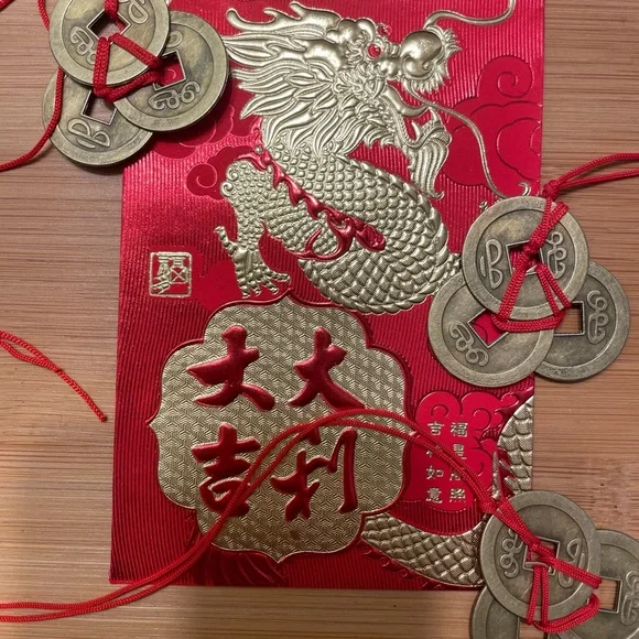 Chinese New Year Red Lucky Money Envelope 3 Feng Shui Coin Set - Picture 8 of 11